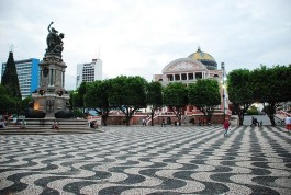 Descubra Manaus: uma calçada como a de Copacabana
