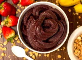 O fruto que caiu no gosto popular. Confira algumas curiosidades sobre o açaí.